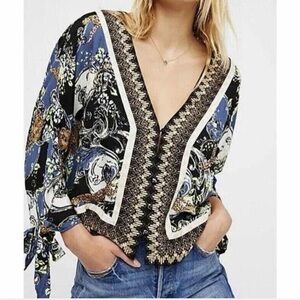 Free People - Catch Me If You Can Tie Sleeve Geometric Print Top - Size S